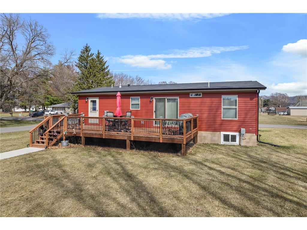 226 S Herman Street Cochrane WI 54622 7046359 image23