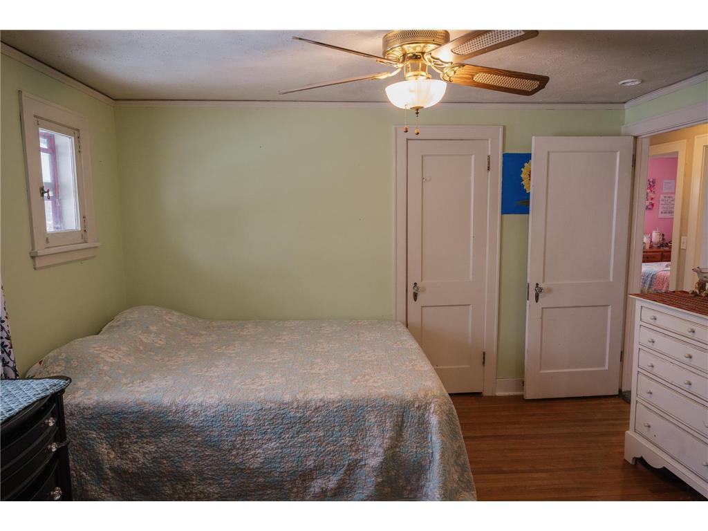 226 S Linton Street Blue Earth MN 56013 7001139 image23