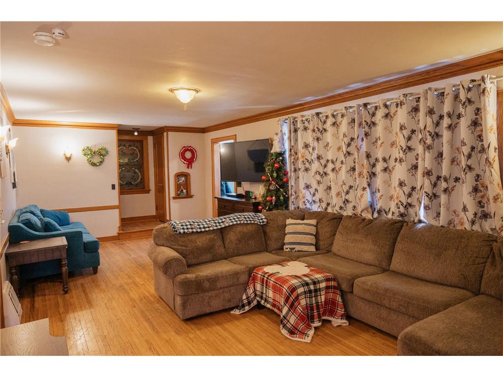 226 S Linton Street Blue Earth MN 56013 7001139 image4