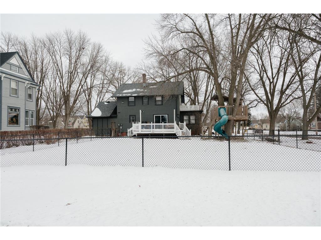 226 S Linton Street Blue Earth MN 56013 7001139 image54