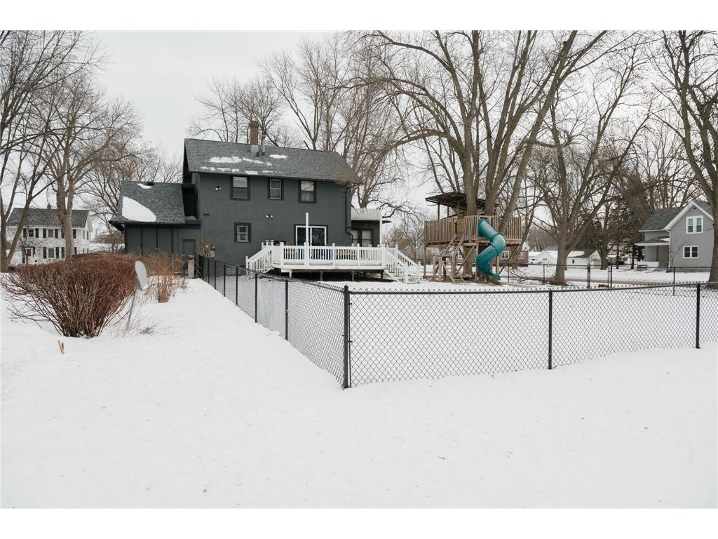 226 S Linton Street Blue Earth MN 56013 7001139 image55