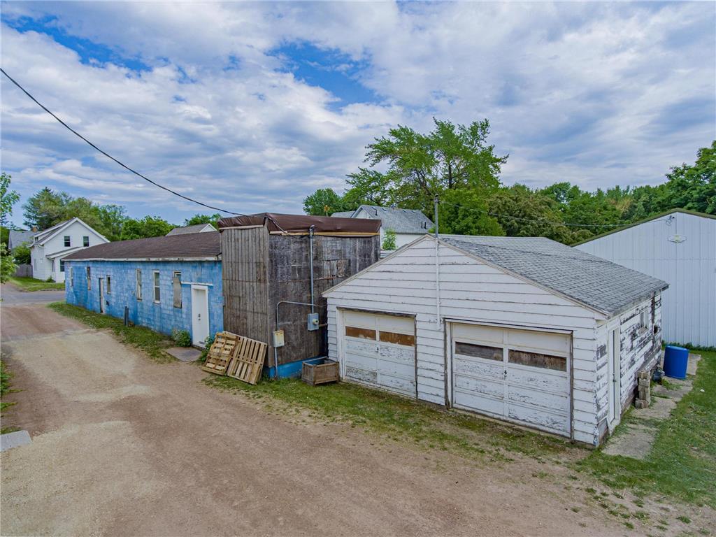 320 South Street W Norwood Young America MN 55368 6372394 image1