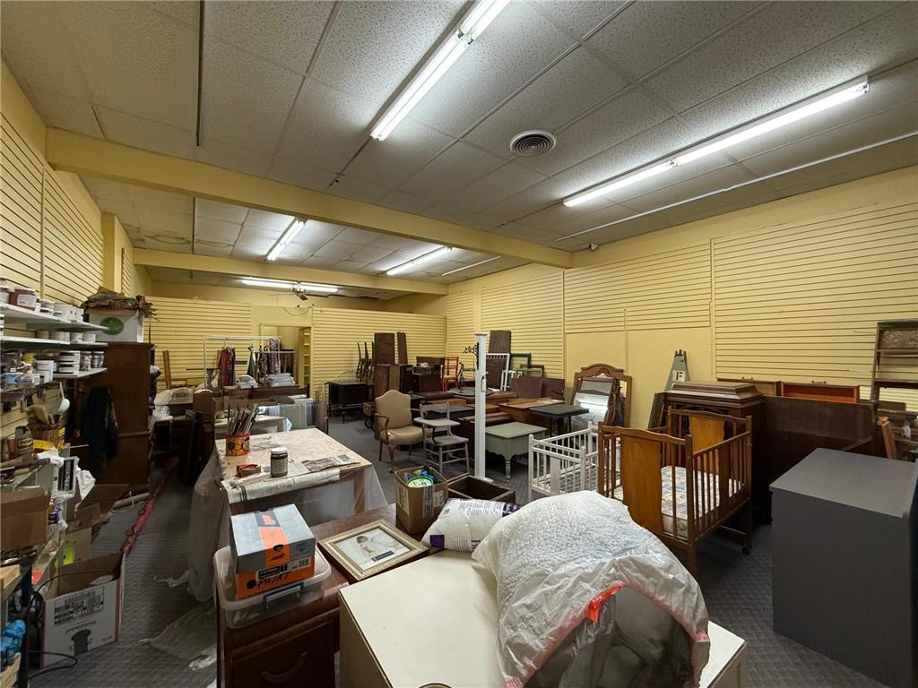 226 S Washington Street Redwood Falls MN 56283 7064007 image11