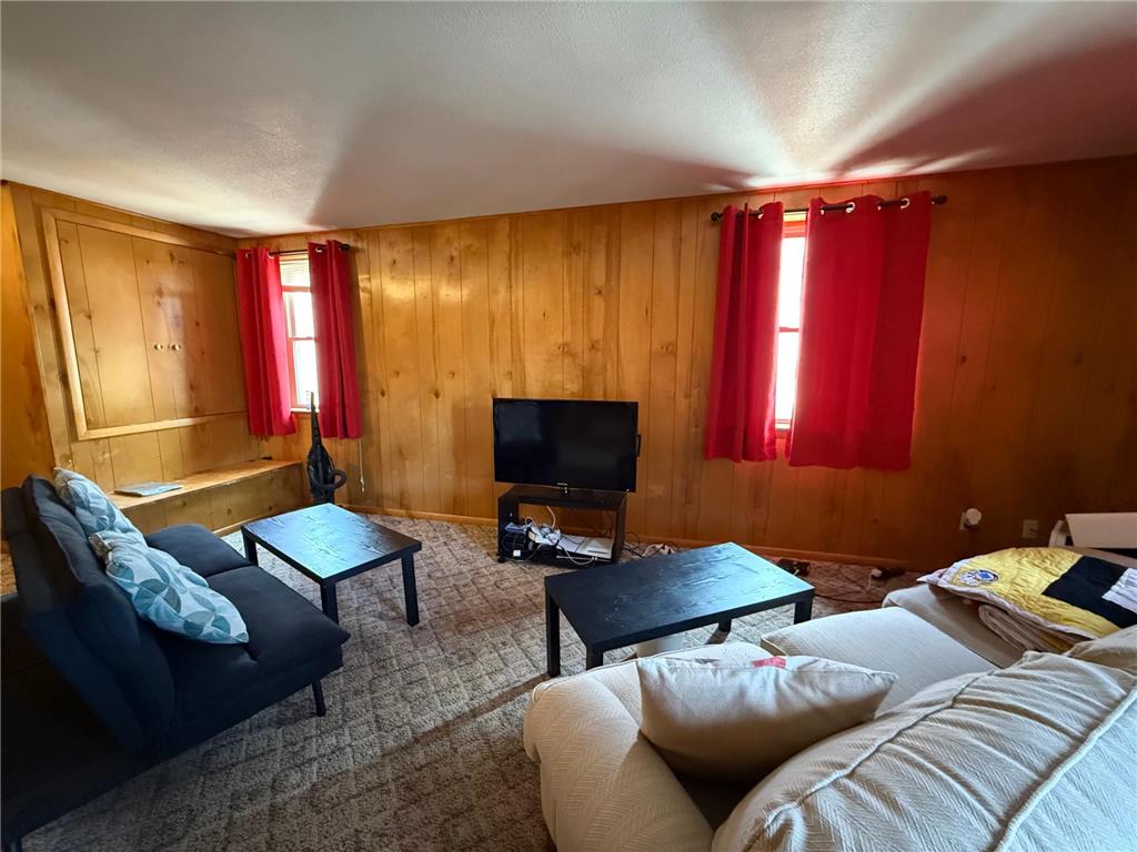 226 S Washington Street Redwood Falls MN 56283 7064007 image19