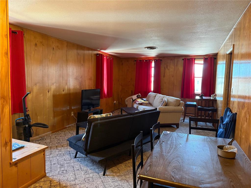 226 S Washington Street Redwood Falls MN 56283 7064007 image20