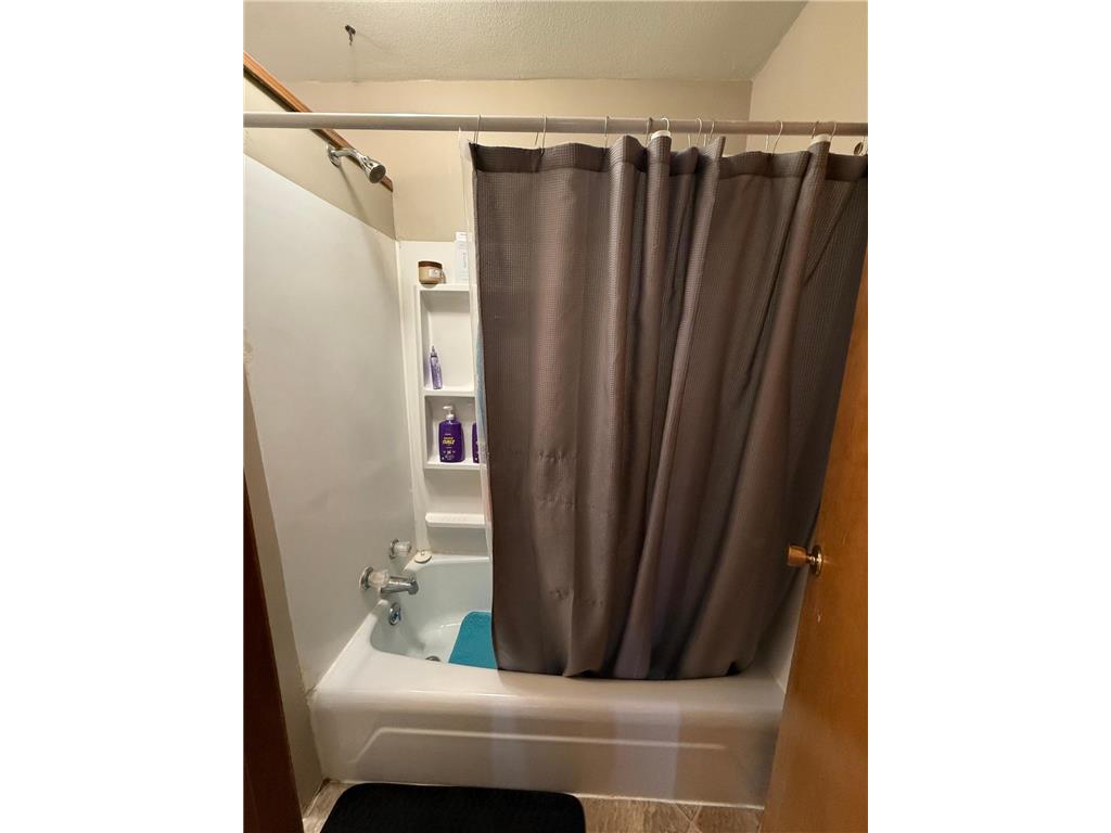 226 S Washington Street Redwood Falls MN 56283 7064007 image27