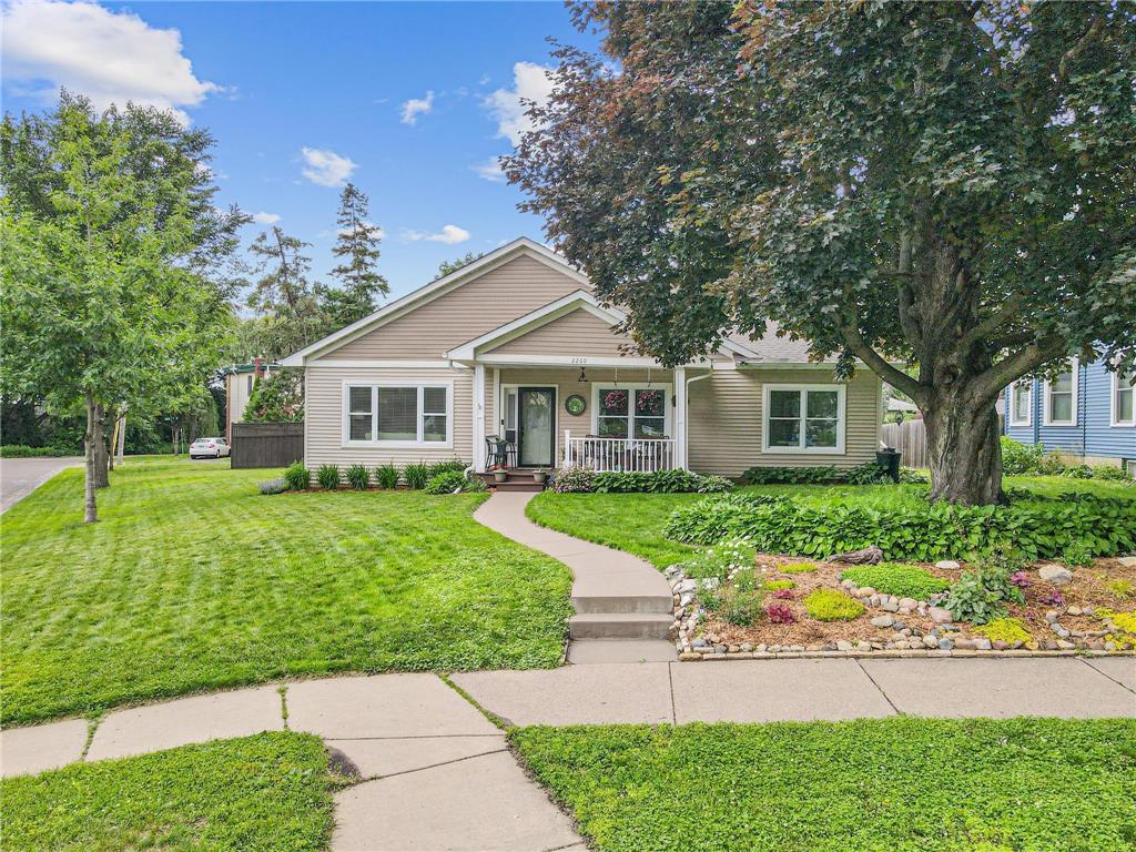 2260 Brewster Street Saint Paul MN 55108 6738640 image1