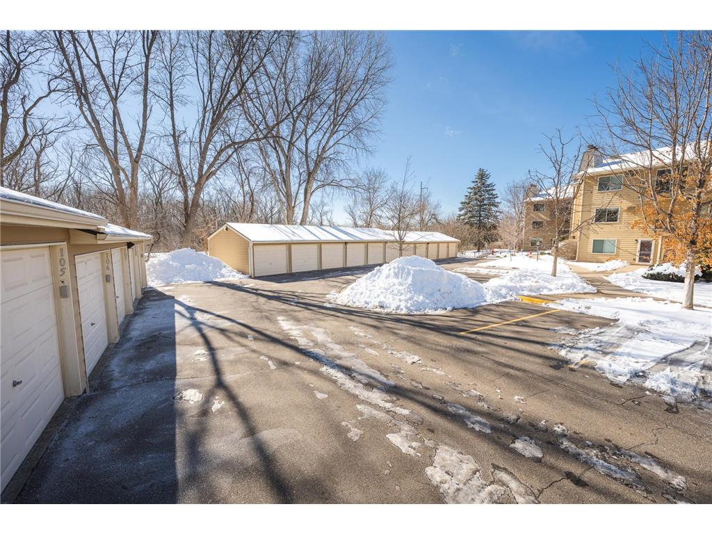 2260 Ridge Drive #12 Saint Louis Park MN 55416 7035963 image24