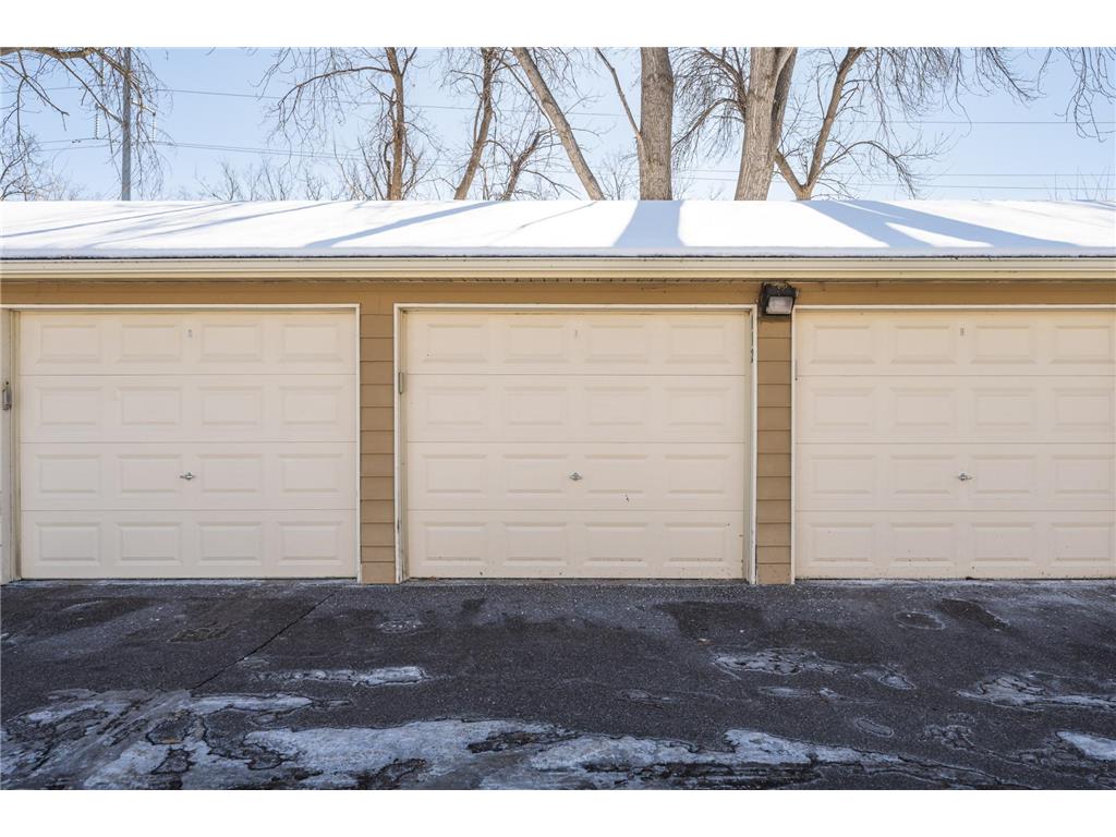 2260 Ridge Drive #12 Saint Louis Park MN 55416 7035963 image26