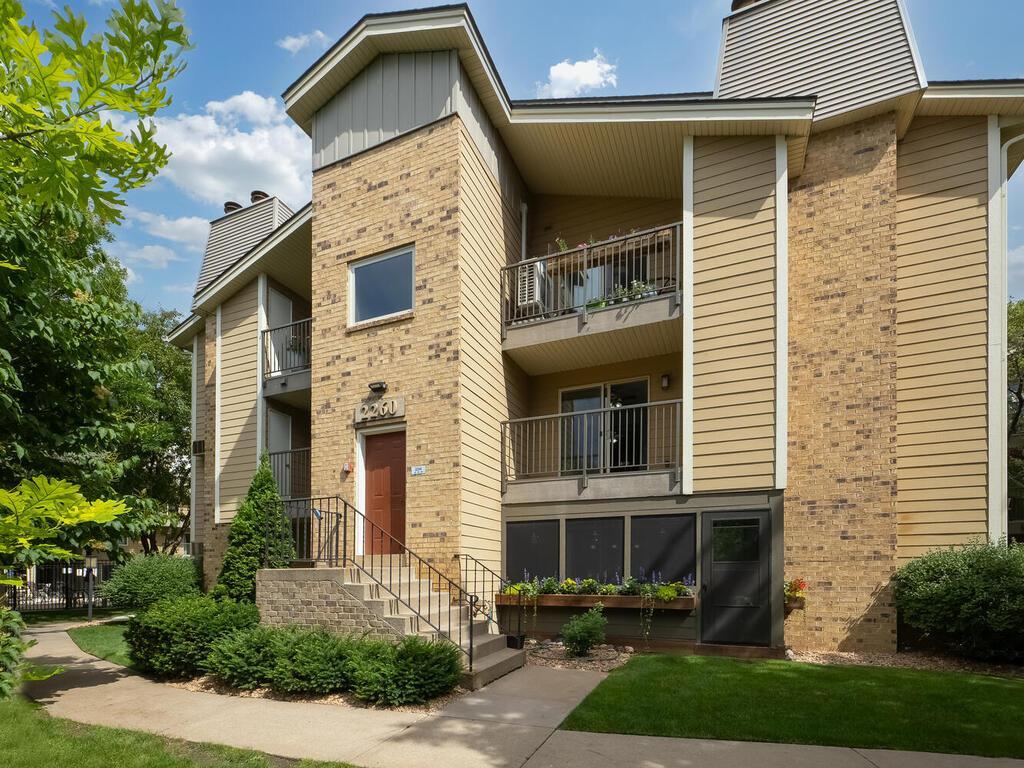 2260 Ridge Drive #22 Saint Louis Park MN 55416 6672387 image1