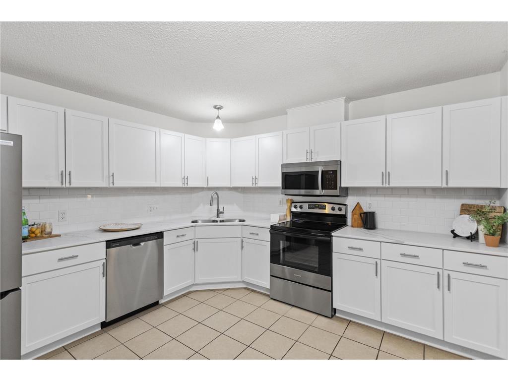 2260 Sherwood Court Minnetonka MN 55305 7008851 image6