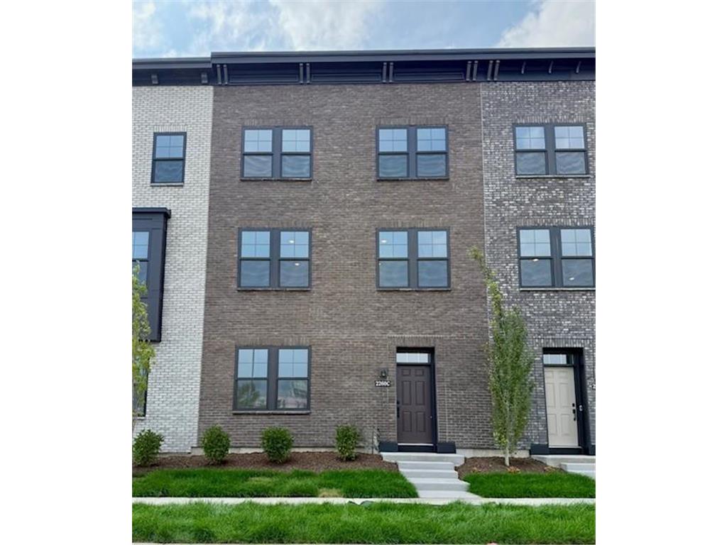 2260 Village Way #C Saint Paul MN 55116 6770050 image1