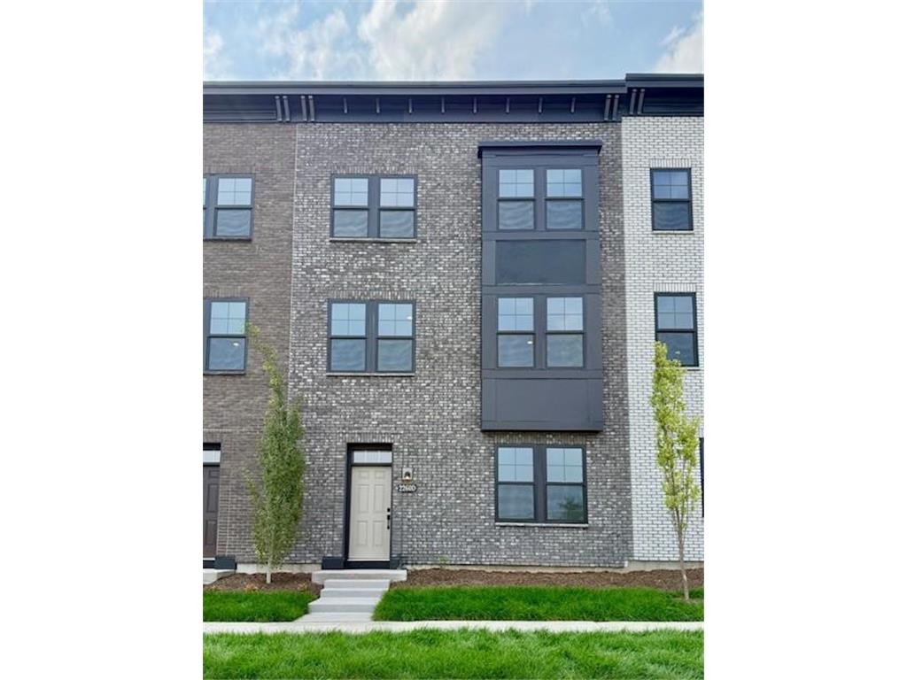 2260 Village Way #D Saint Paul MN 55116 6770051 image1