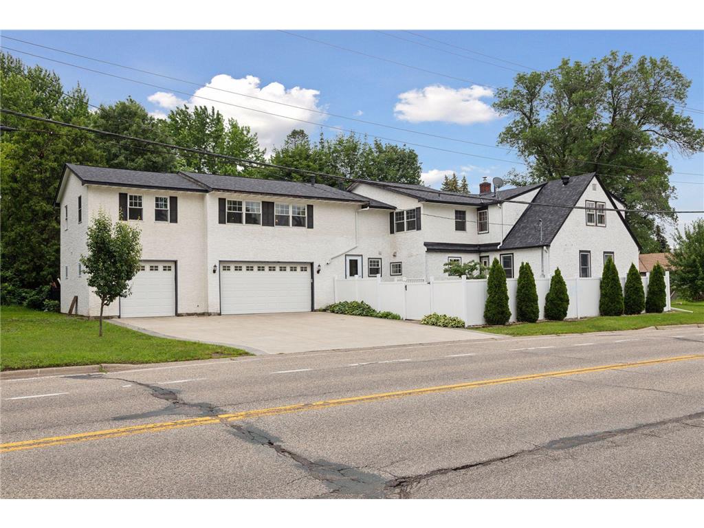 2265 15th Avenue E North Saint Paul MN 55109 6561992 image1