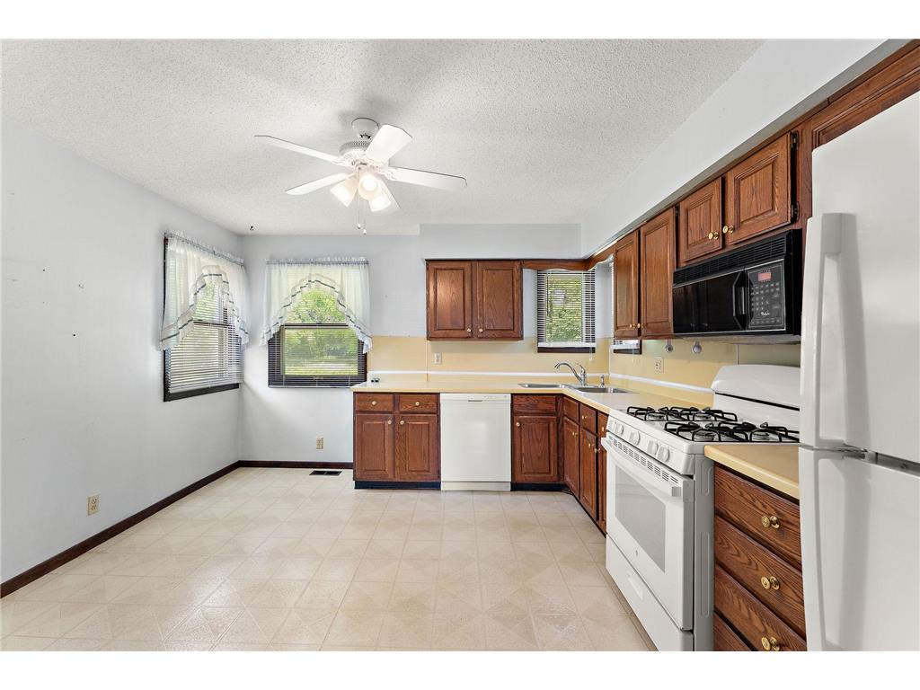 2265 Terrace Drive Mounds View MN 55112 7086709 image6