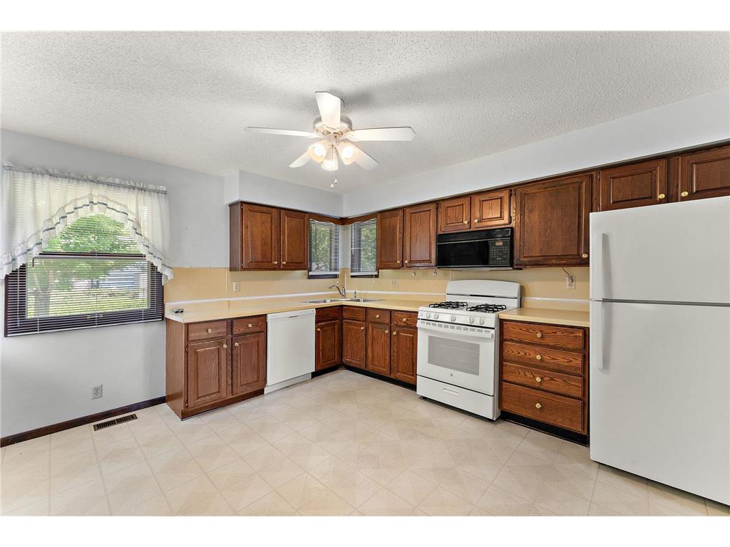 2265 Terrace Drive Mounds View MN 55112 7086709 image7