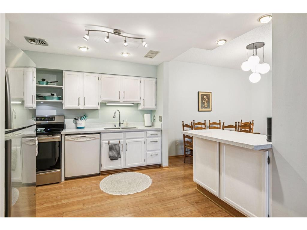 2265 Youngman Avenue #403E Saint Paul MN 55116 6824665 image1