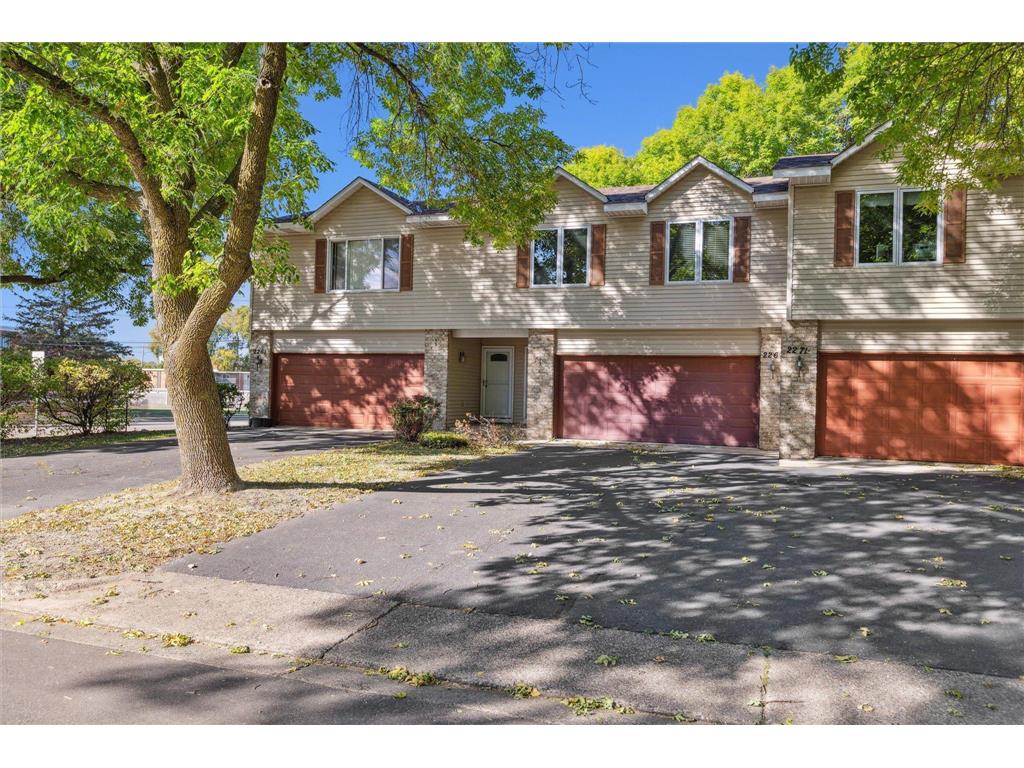 2267 Shryer Avenue E North Saint Paul MN 55109 6599522 image1