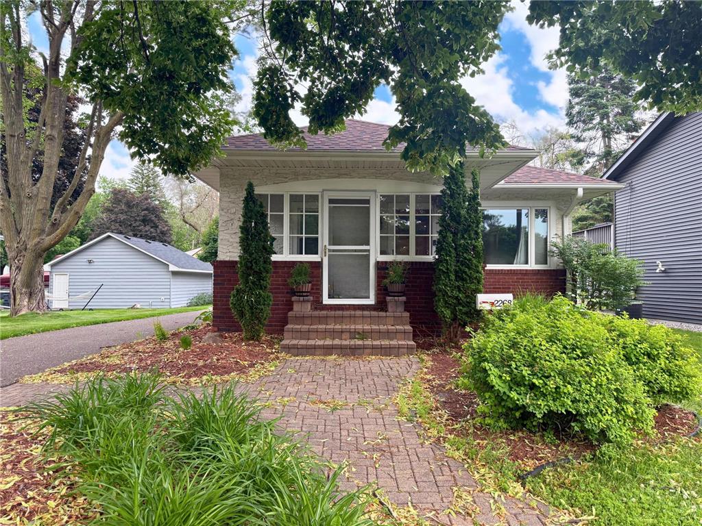 2268 East Charles Street North Saint Paul MN 55109 6741005 image1