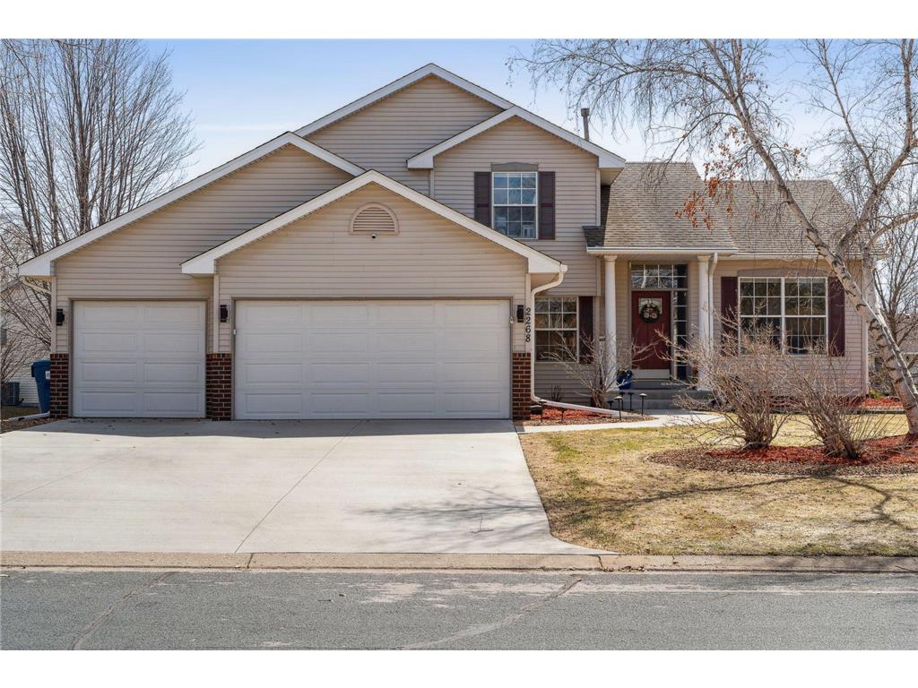 2268 Eastway Avenue Shakopee MN 55379 6354001 image1