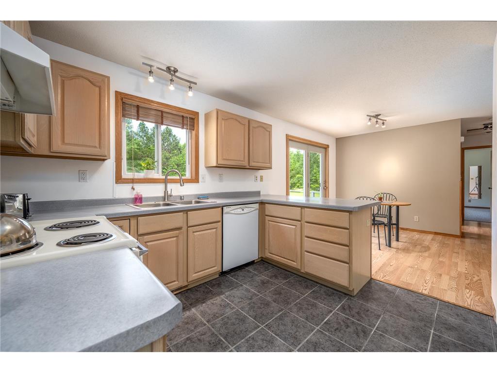 2269 195th Street Eureka WI 54824 7084850 image9