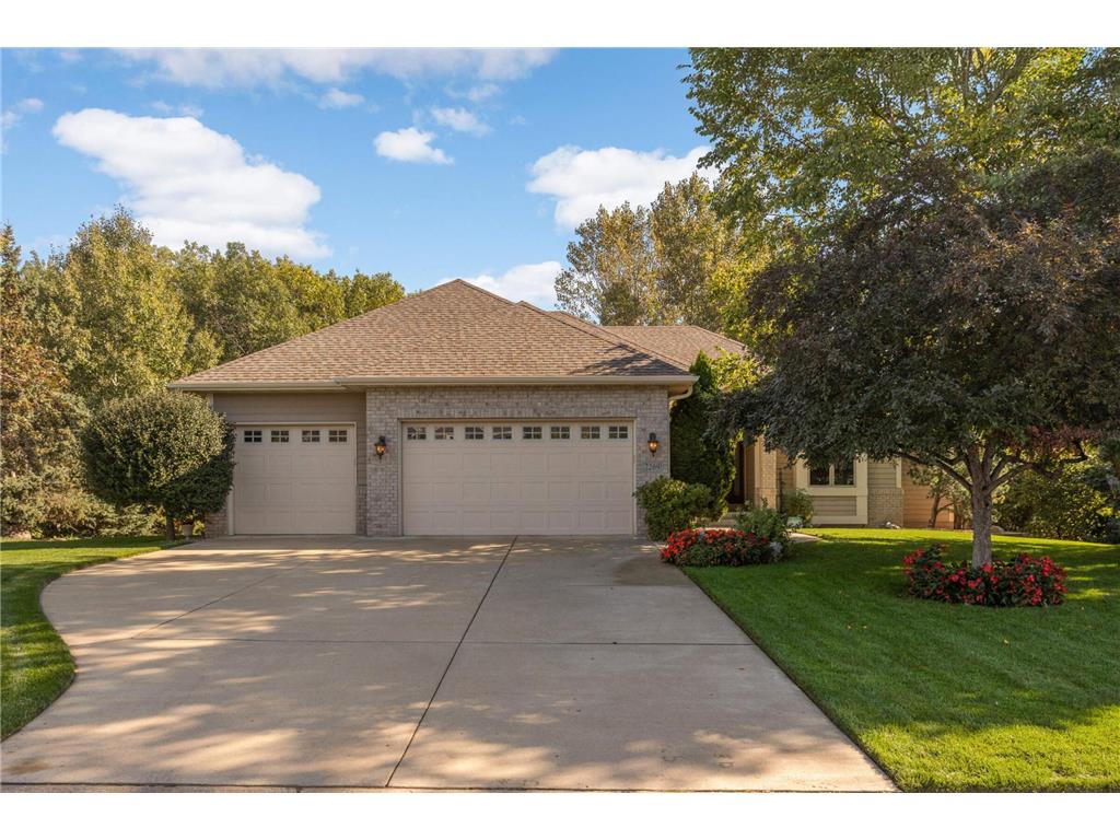 2269 Wildwood Drive Shakopee MN 55379 6800268 image1