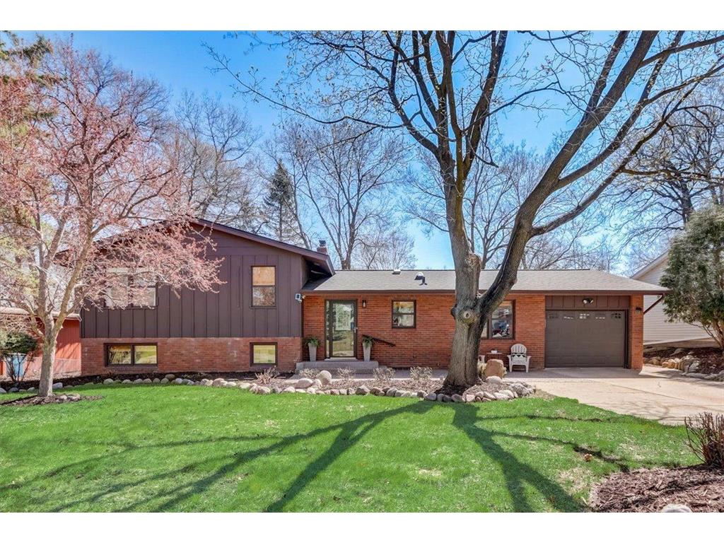 227 15th Avenue NW New Brighton MN 55112 6360893 image1