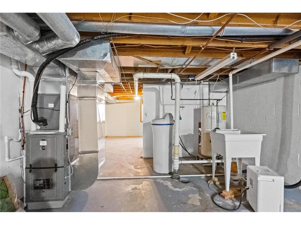 227 1st Street NW Elbow Lake MN 56531 6801239 image33