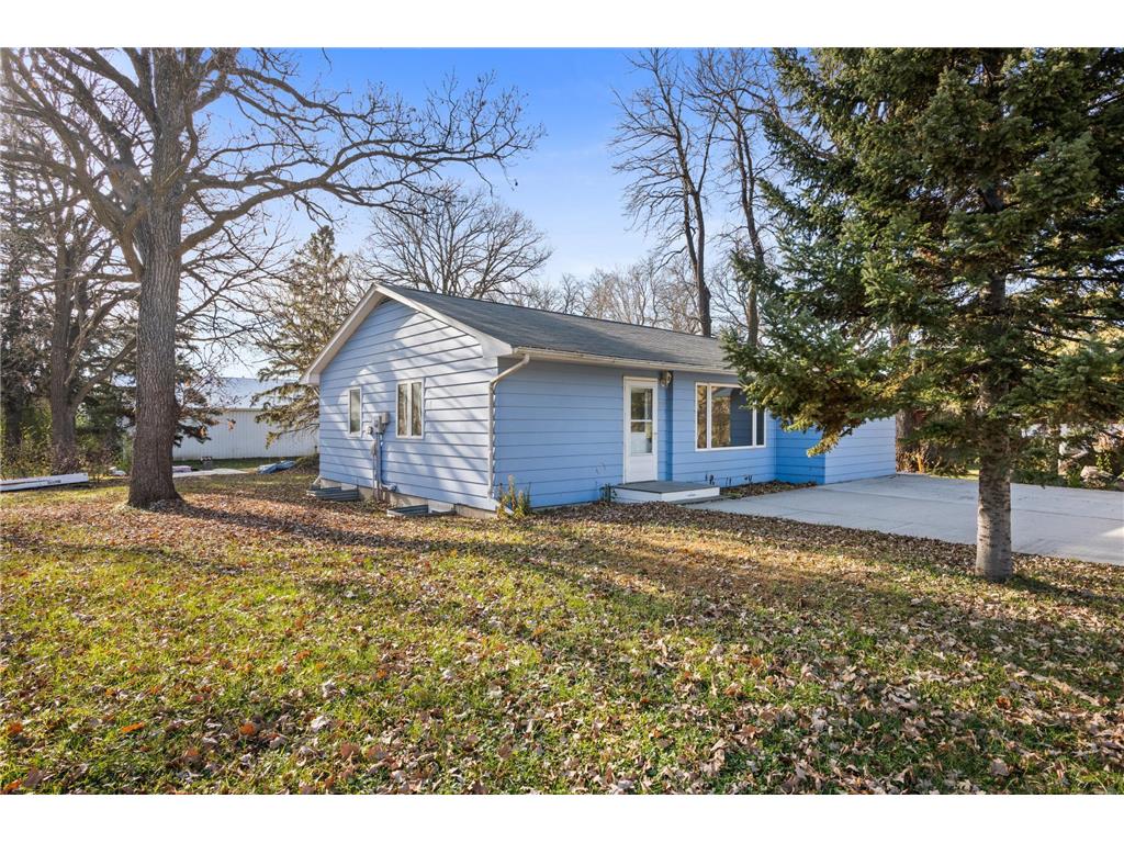 227 1st Street NW Elbow Lake MN 56531 6801239 image6