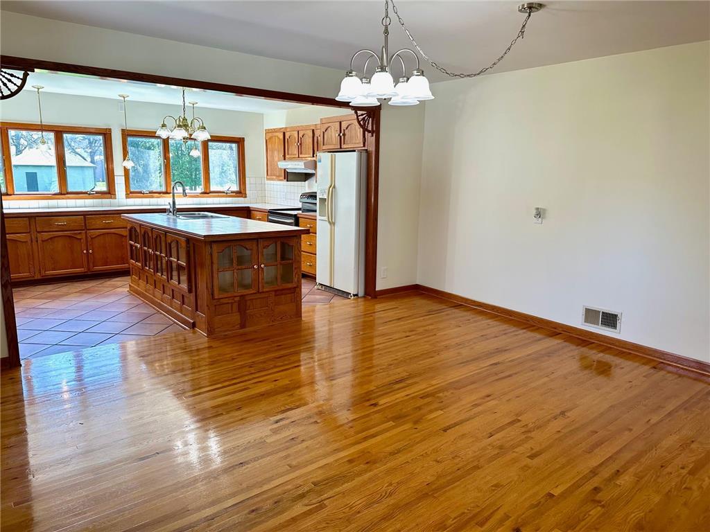 227 2nd Avenue N Emmons MN 56029 7062049 image14