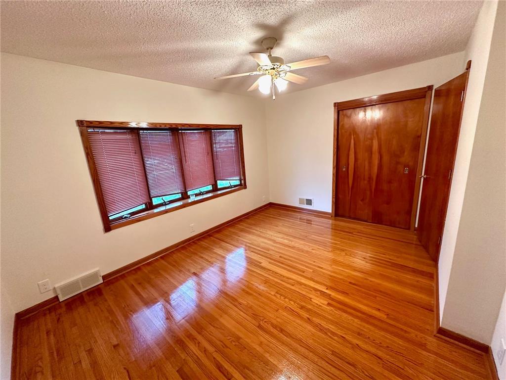 227 2nd Avenue N Emmons MN 56029 7062049 image22