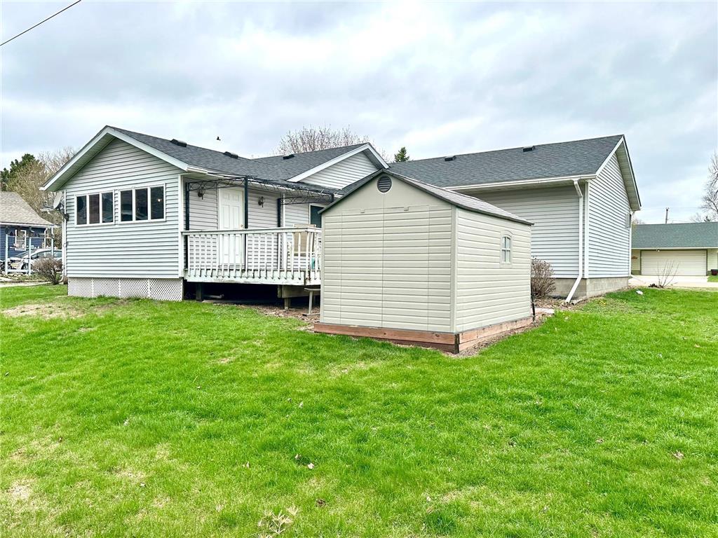227 2nd Avenue N Emmons MN 56029 7062049 image5
