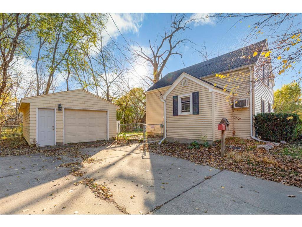 227 3rd Avenue NE Faribault MN 55021 6813891 image37