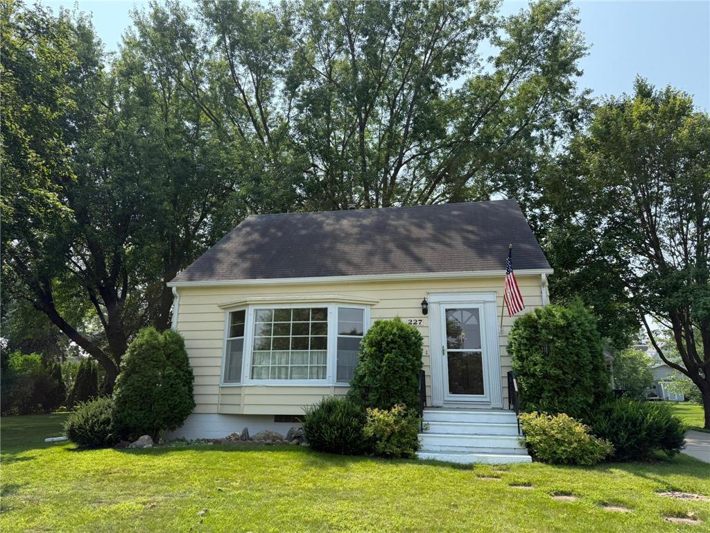 227 3rd Street NW Blooming Prairie MN 55917 6766594 image1