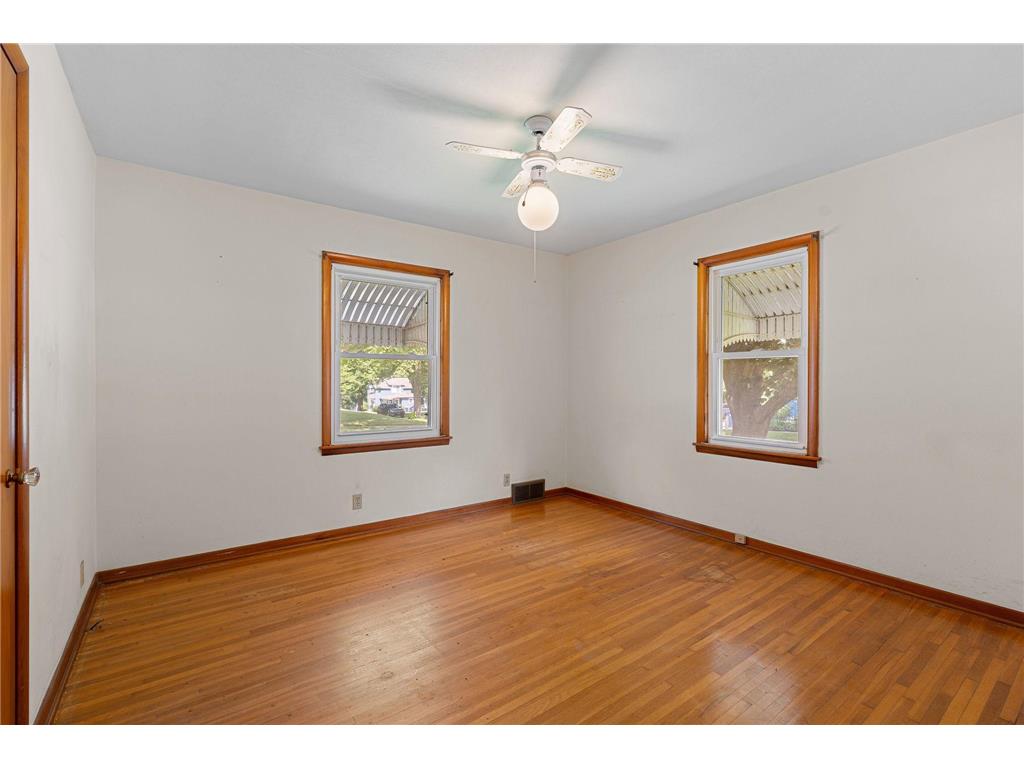 227 5th Avenue NE Faribault MN 55021 7089559 image11