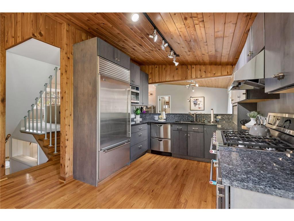 227 Ardmore Drive Golden Valley MN 55422 6807523 image28
