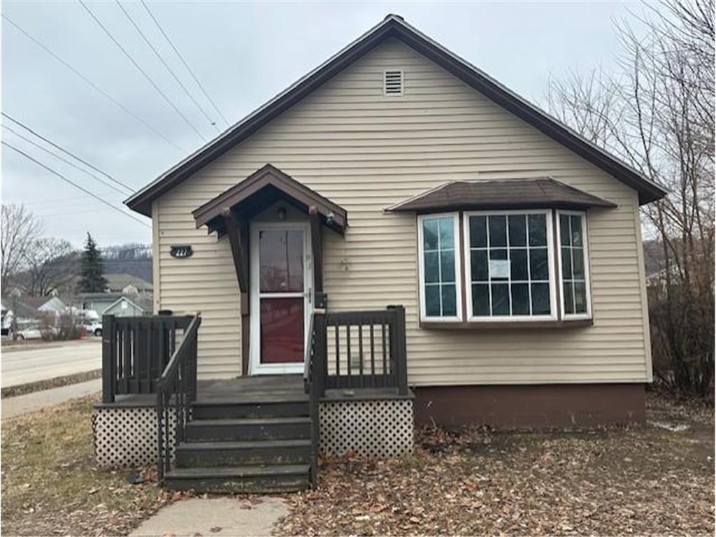 227 E 10th Street Winona MN 55987 7032605 image1