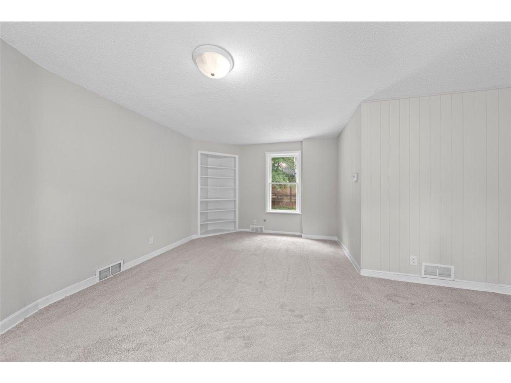 227 E Elm Street River Falls WI 54022 6779739 image13