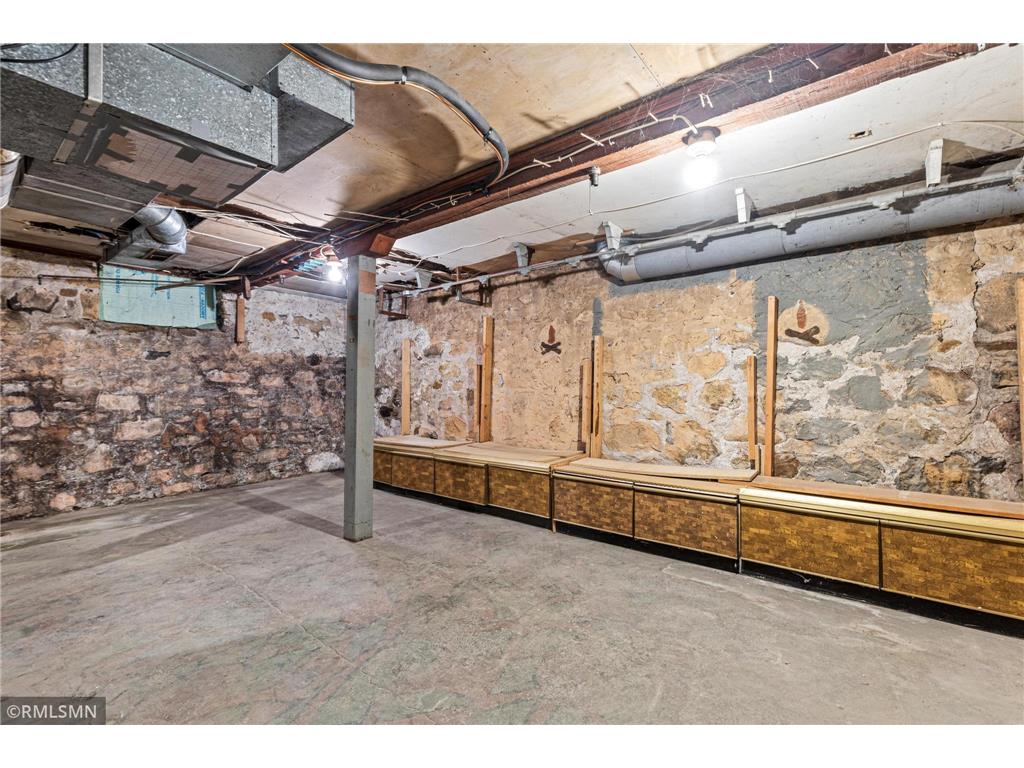 227 S Arch Avenue New Richmond WI 54017 6800100 image23