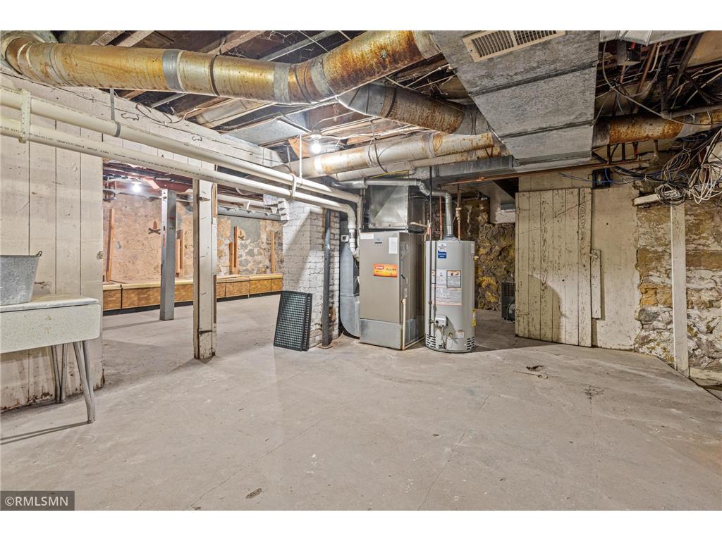 227 S Arch Avenue New Richmond WI 54017 6800100 image25