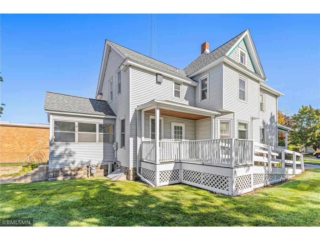 227 S Arch Avenue New Richmond WI 54017 6800100 image28