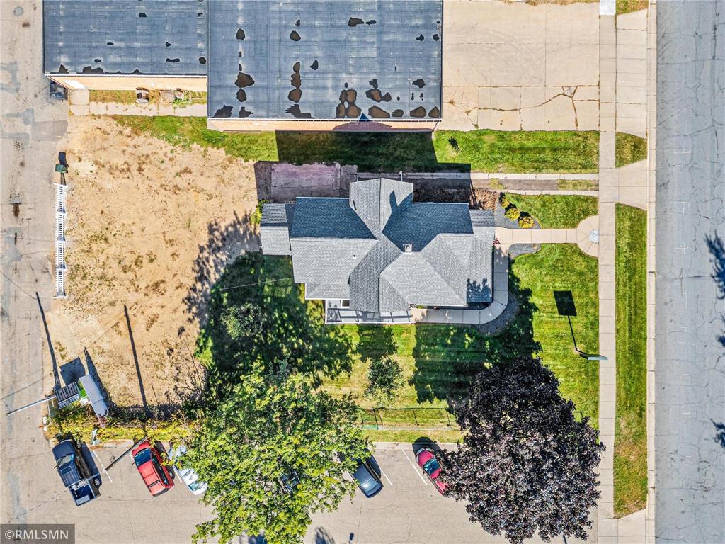 227 S Arch Avenue New Richmond WI 54017 6800100 image30