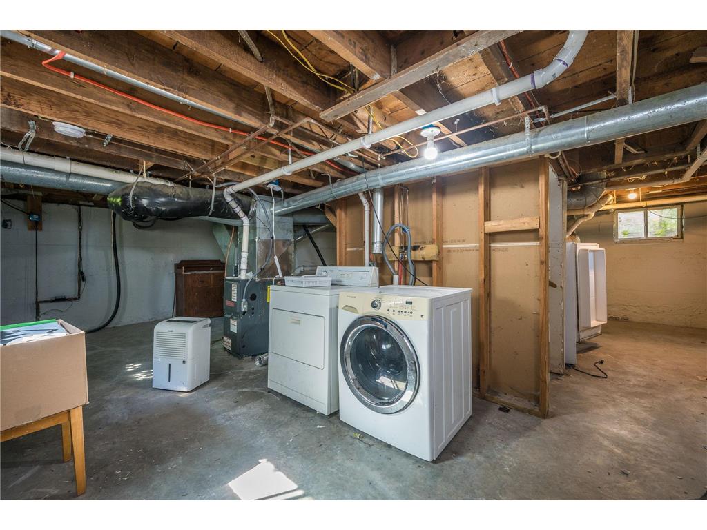 227 S Elm Street Fairmont MN 56031 6790125 image21