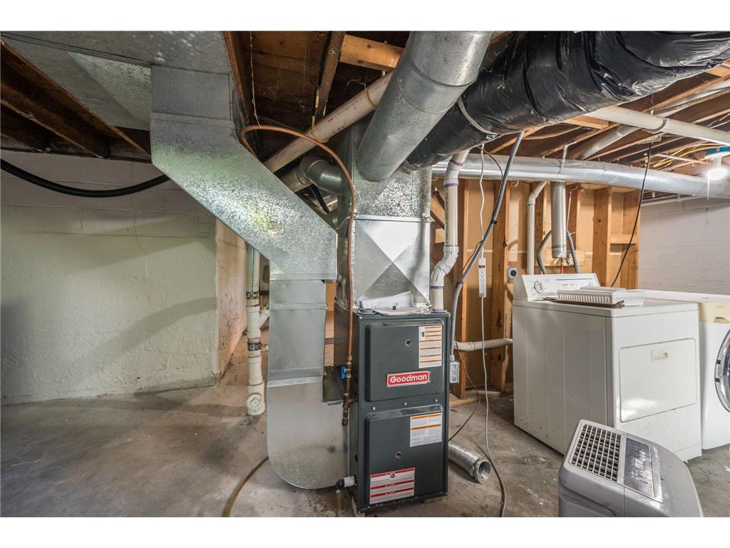 227 S Elm Street Fairmont MN 56031 6790125 image22