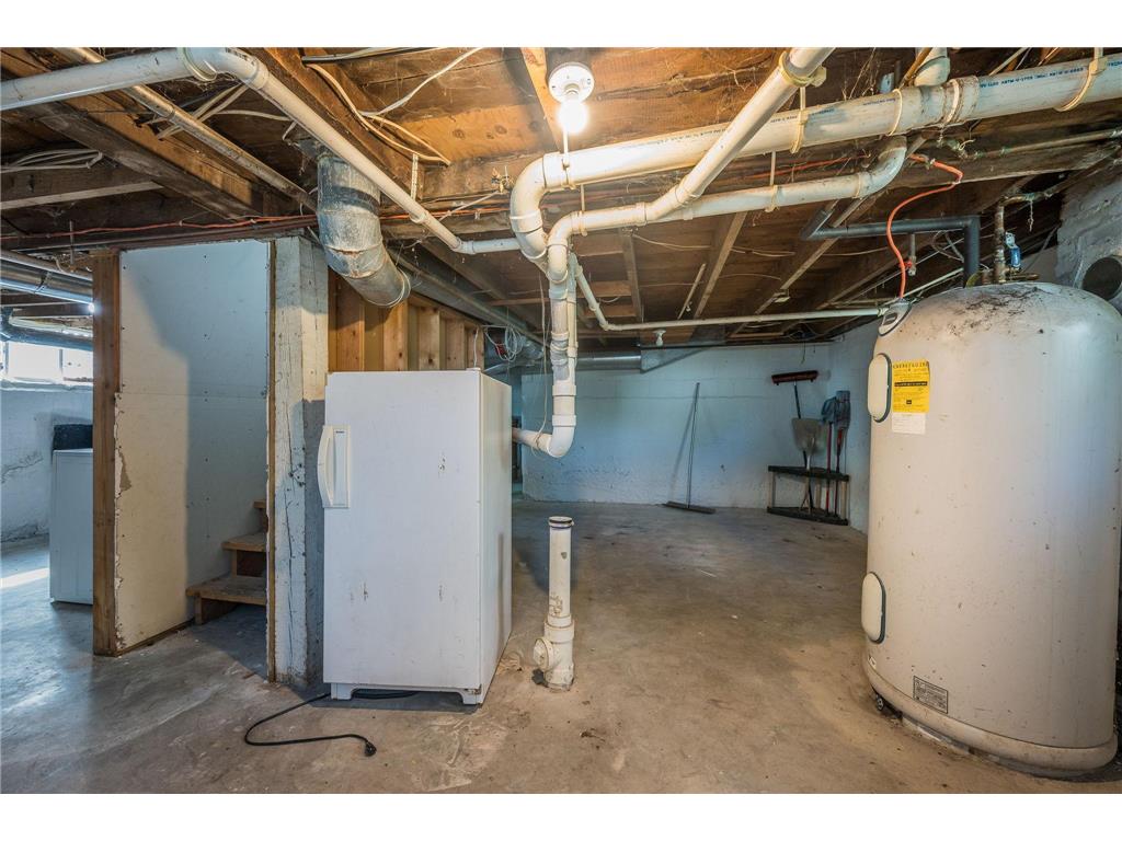 227 S Elm Street Fairmont MN 56031 6790125 image23