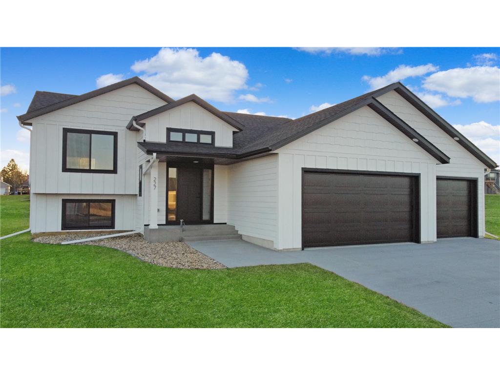 227 Stonelake Drive SE, Rochester, MN 55904 MLS 6301187 Edina Realty