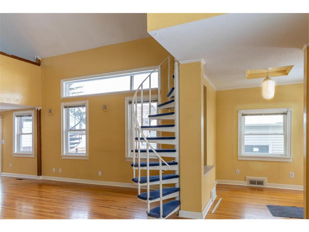227 W 5th Street Mankato MN 56001 7040864 image12