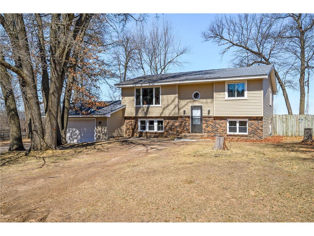 2271 336th Avenue NE Cambridge MN 55008 6692365 image1