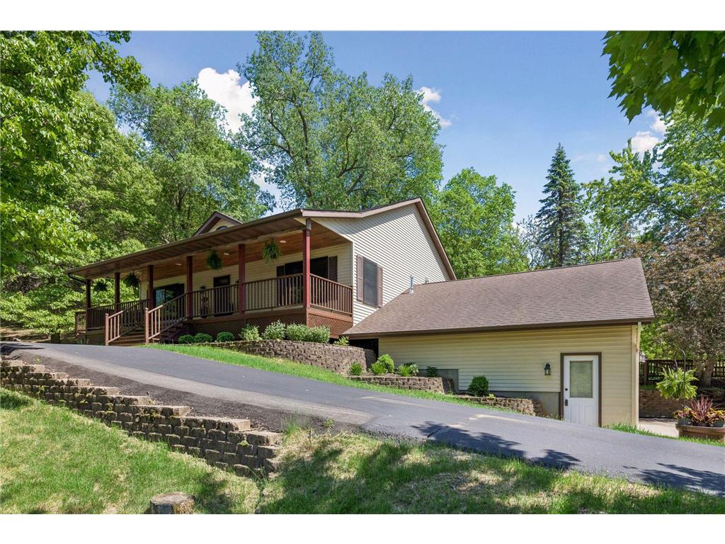 2271 Twin Bluff Road Red Wing MN 55066 7033623 image2