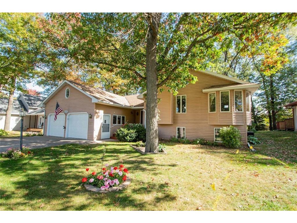 2272 Ariel Street N North Saint Paul MN 55109 6337683 image1